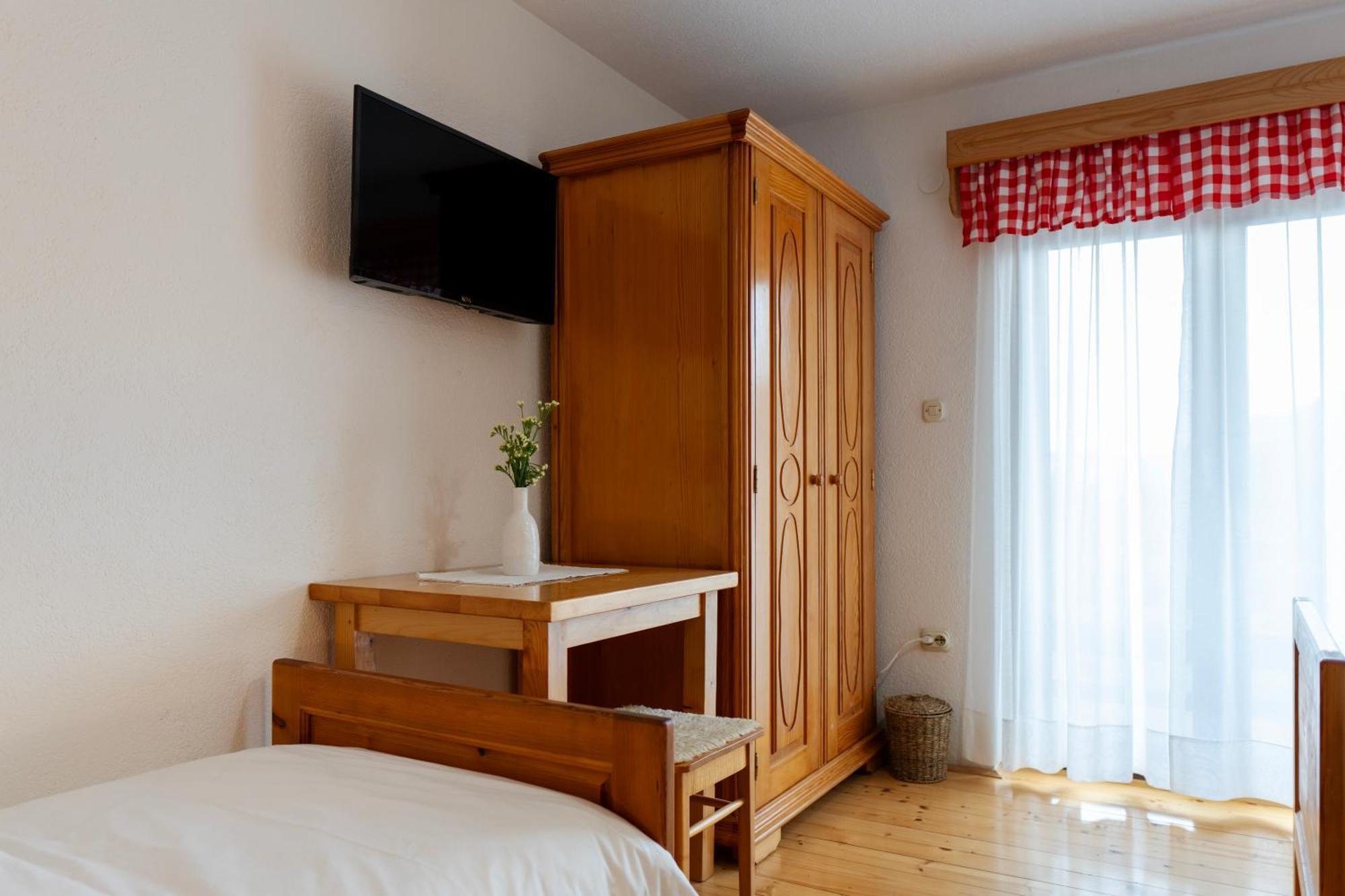 Guest Accommodation Butina Kuterevo Camera foto
